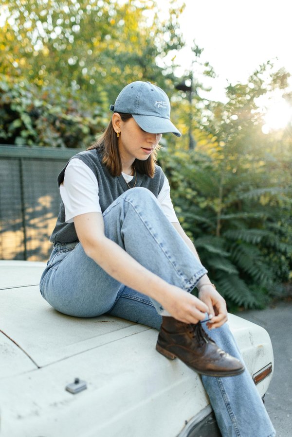 Discover trendy y2k caps for nostalgic fashion lovers